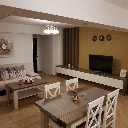 Apartament 2 Camere Ultracentral Râmnicu Vâlcea Екстериор снимка