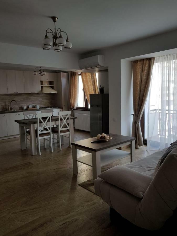 Apartament 2 Camere Ultracentral Râmnicu Vâlcea Екстериор снимка