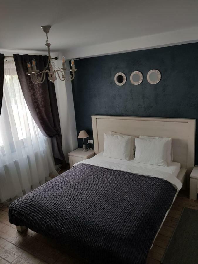 Apartament 2 Camere Ultracentral Râmnicu Vâlcea Екстериор снимка