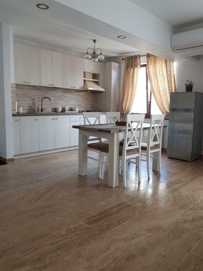 Apartament 2 Camere Ultracentral Râmnicu Vâlcea Екстериор снимка