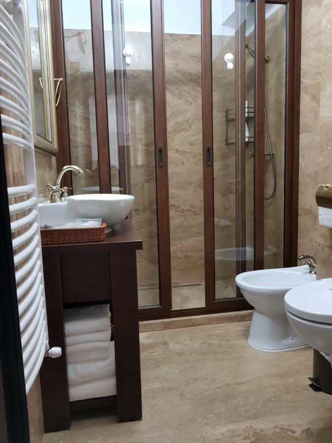 Apartament 2 Camere Ultracentral Râmnicu Vâlcea Екстериор снимка